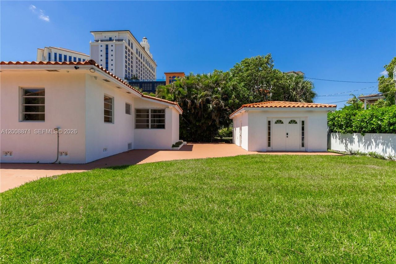 3021 Coconut Grove Dr, Unit 3021, Coral Gables, FL 33134 Photo