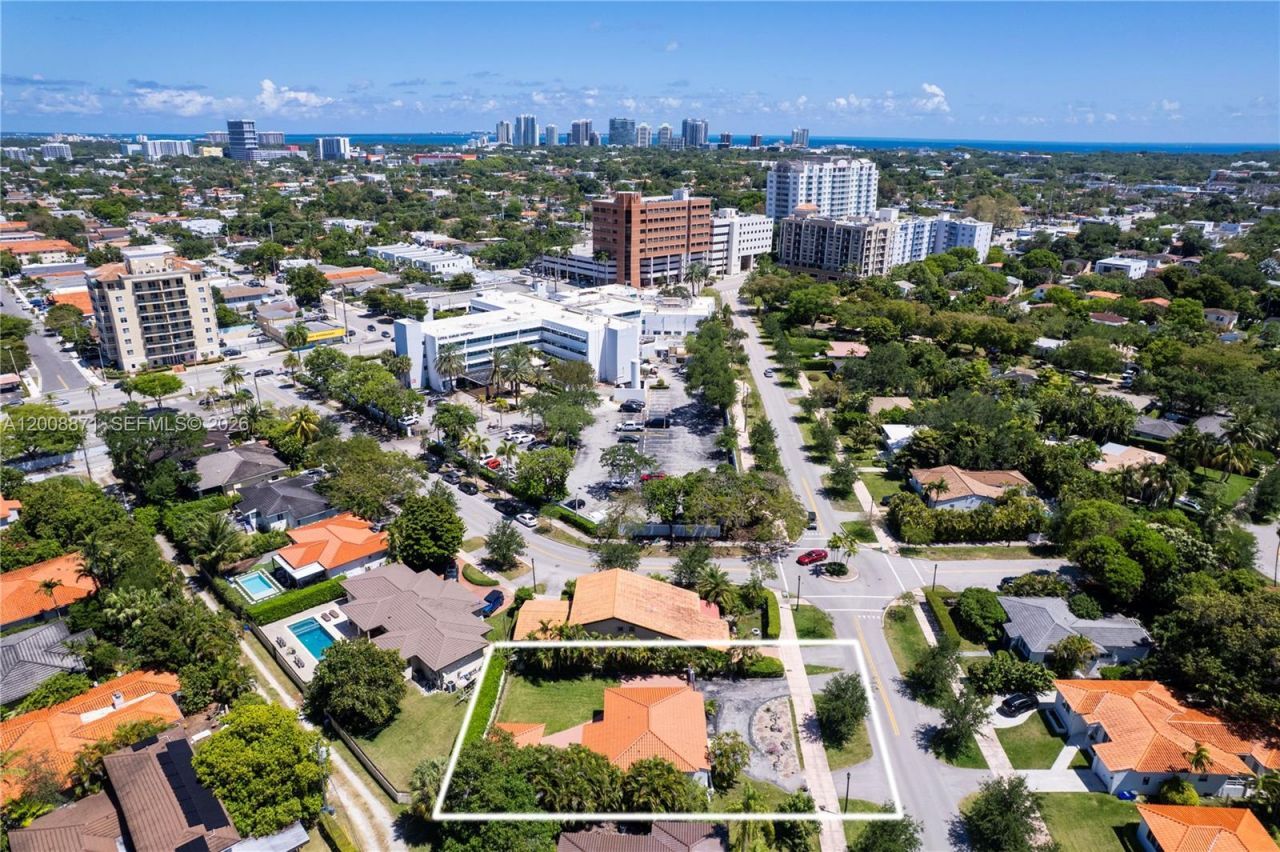 3021 Coconut Grove Dr, Unit 3021, Coral Gables, FL 33134 Photo