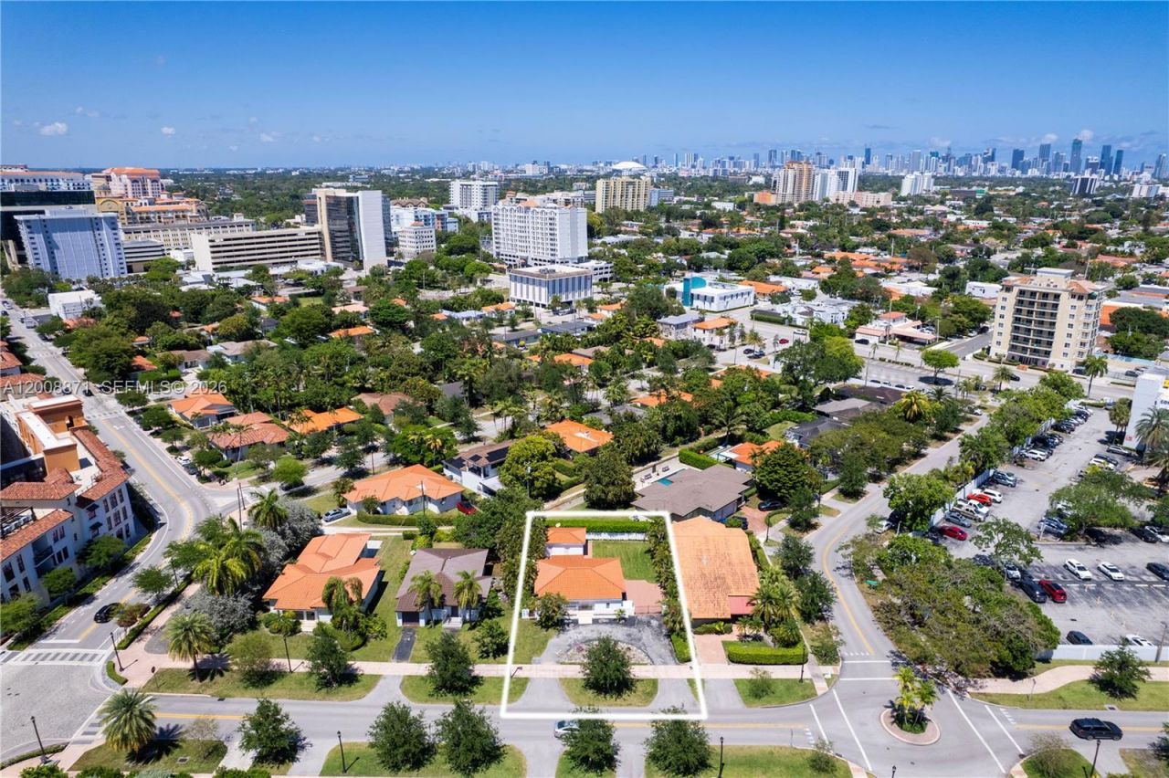 3021 Coconut Grove Dr, Unit 3021, Coral Gables, FL 33134 Photo