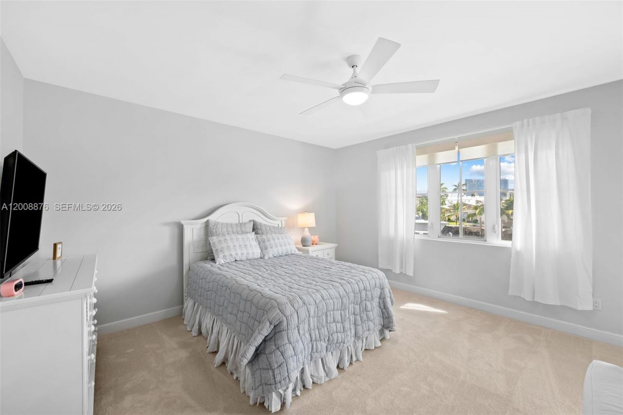 1414 SE 12th St, Unit 1B, Fort Lauderdale, FL 33316 Photo