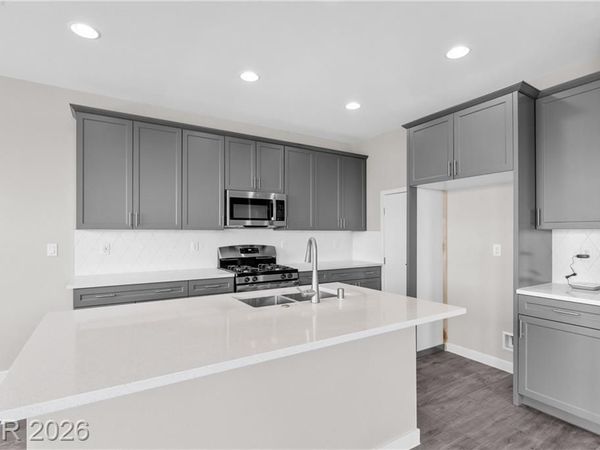 10531 Tranquil Cove Court, Las Vegas, NV 89179