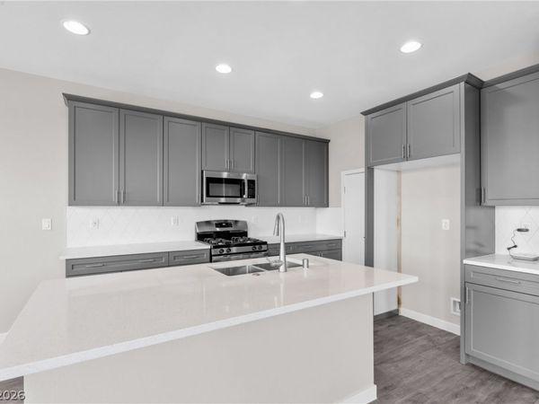 10531 Tranquil Cove Court, Las Vegas, NV 89179