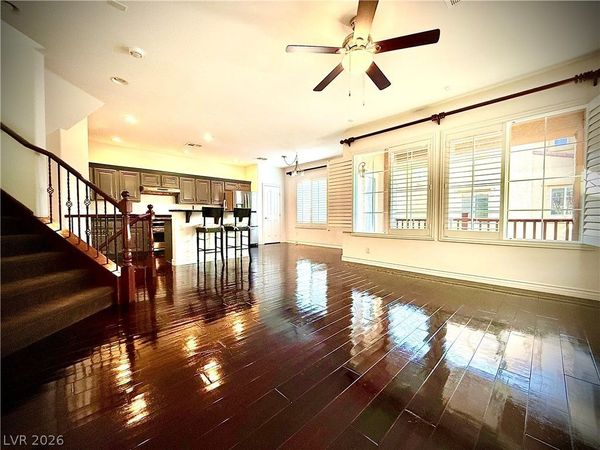 1862 Hollywell Street , Las Vegas, NV 89135