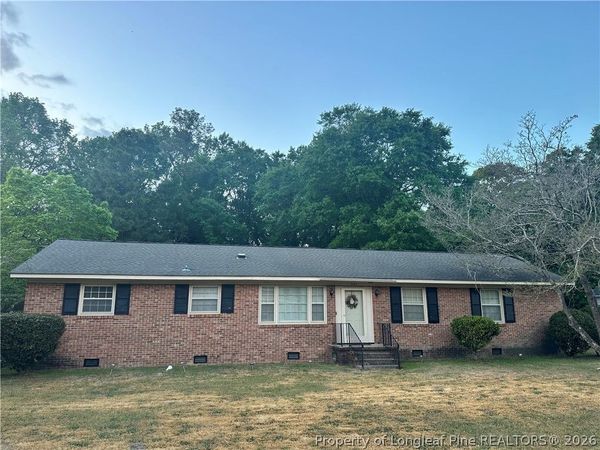 701 McCaskill Street , Maxton, NC 28364