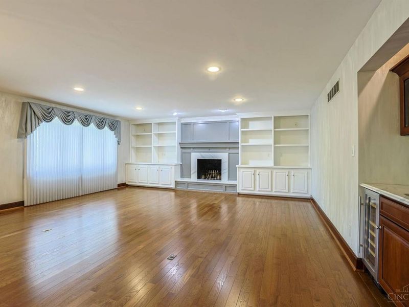 5285 Laurelridge Lane, Green Township, OH 45247 Photo 10