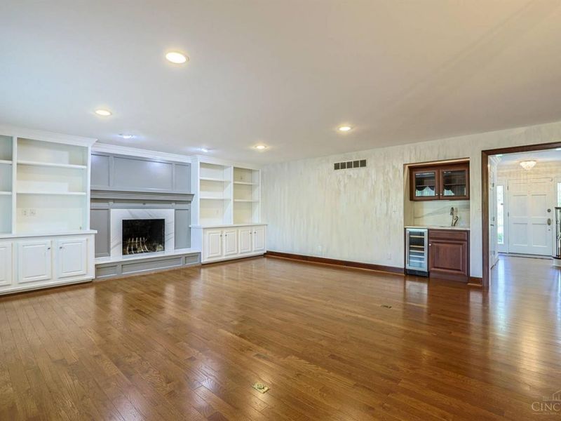 5285 Laurelridge Lane, Green Township, OH 45247 Photo 11