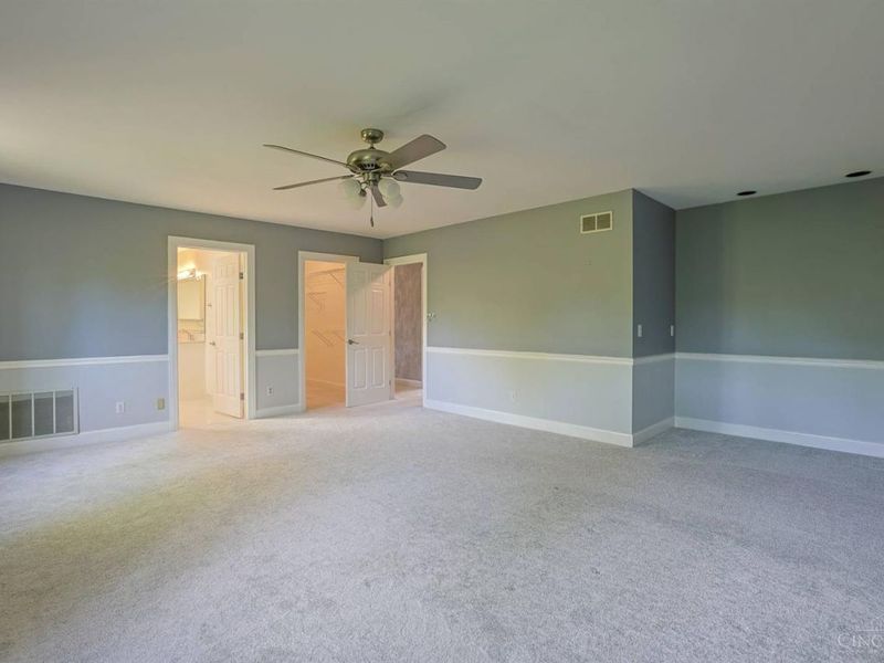 5285 Laurelridge Lane, Green Township, OH 45247 Photo 24