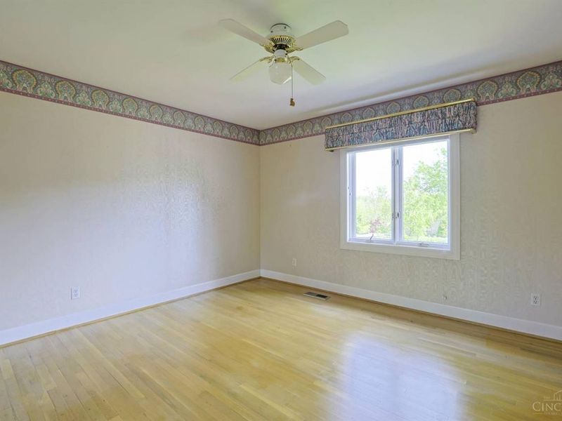 5285 Laurelridge Lane, Green Township, OH 45247 Photo 29