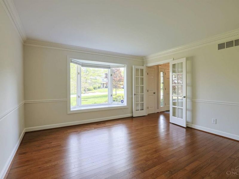 5285 Laurelridge Lane, Green Township, OH 45247 Photo 7