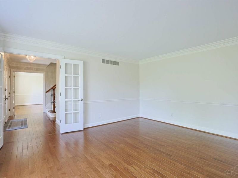 5285 Laurelridge Lane, Green Township, OH 45247 Photo 9