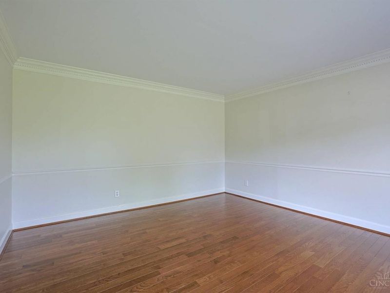 5285 Laurelridge Lane, Green Township, OH 45247 Photo 9