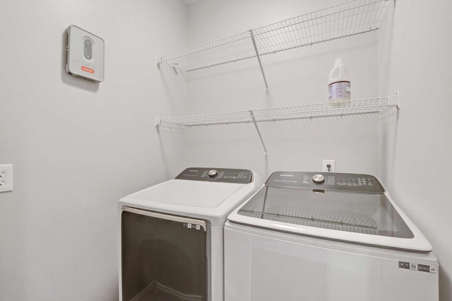 656 Coleman Boulevard Photo 28