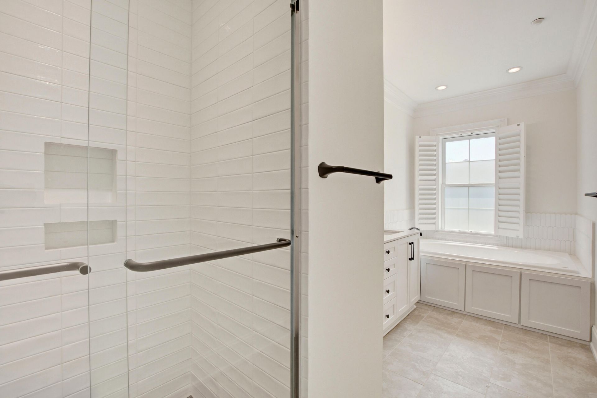 656 Coleman Boulevard Photo 34