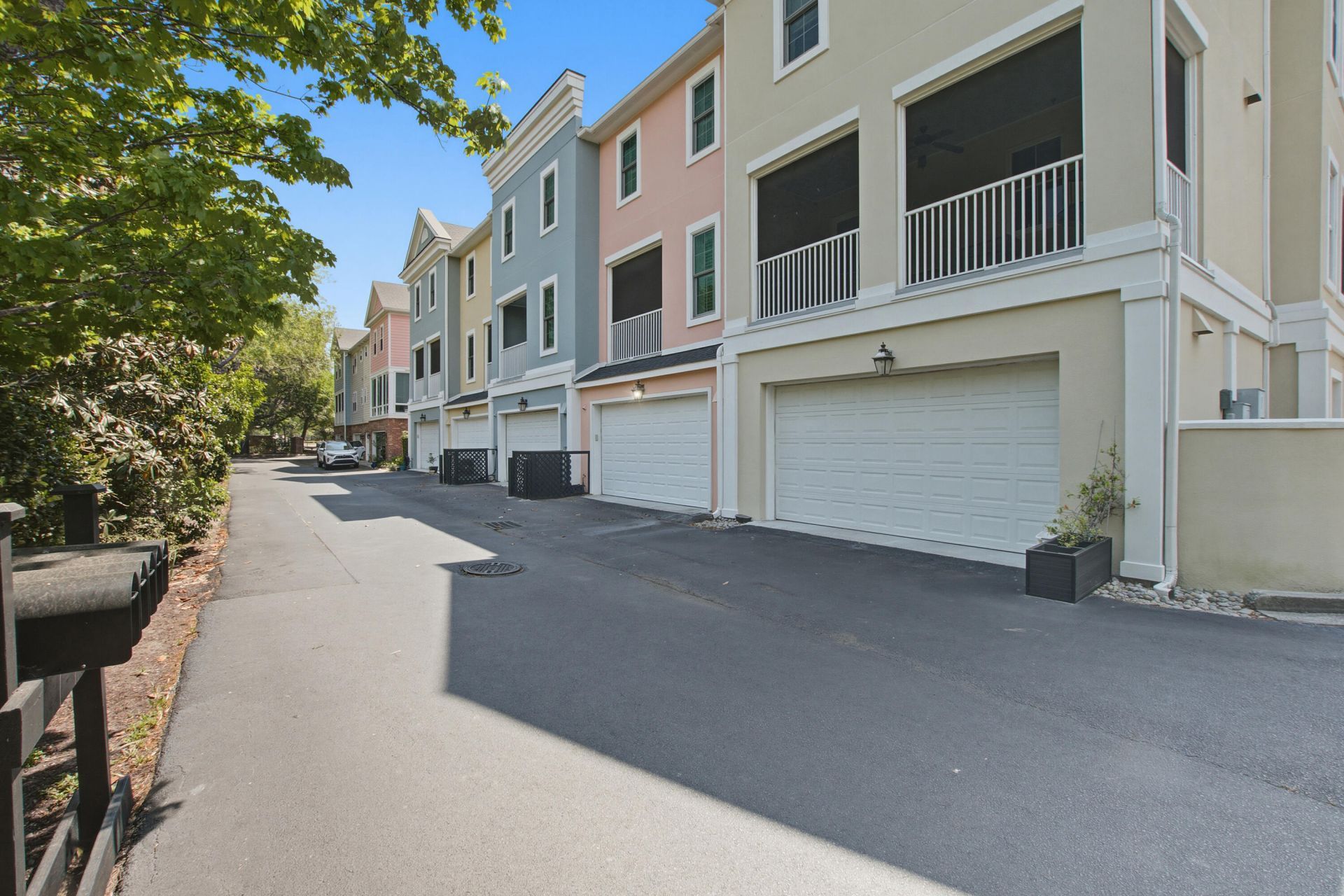 656 Coleman Boulevard Photo 37