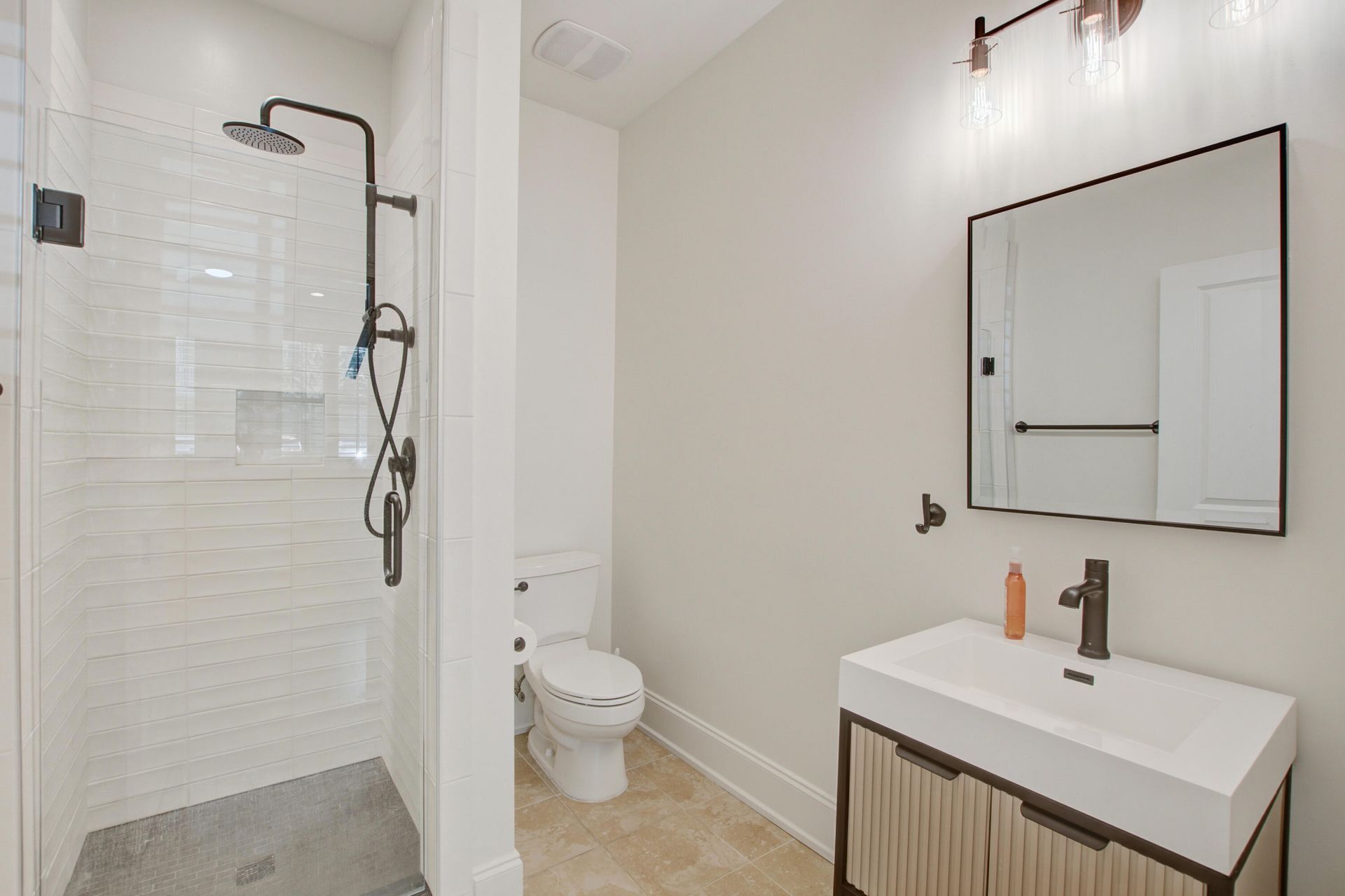 656 Coleman Boulevard Photo 9