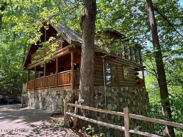 1428 Indian Court, Sevierville, TN 37876