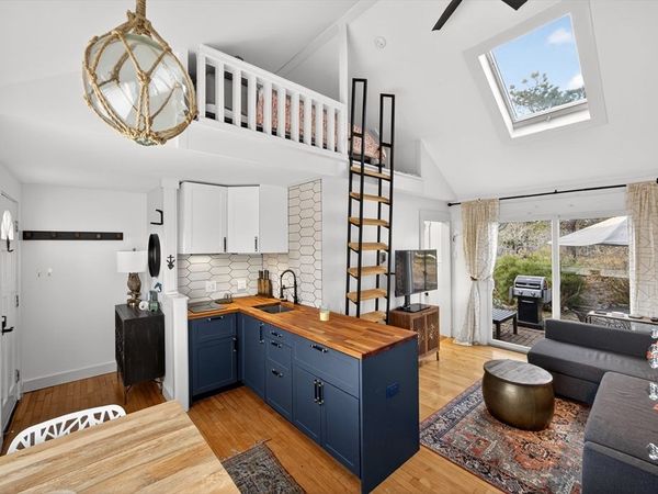 962 Commercial Street, Unit 5, Provincetown, MA 02657