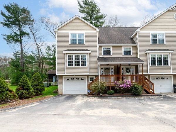 72 Arthur Dr, Unit 72, Northbridge, MA 01588