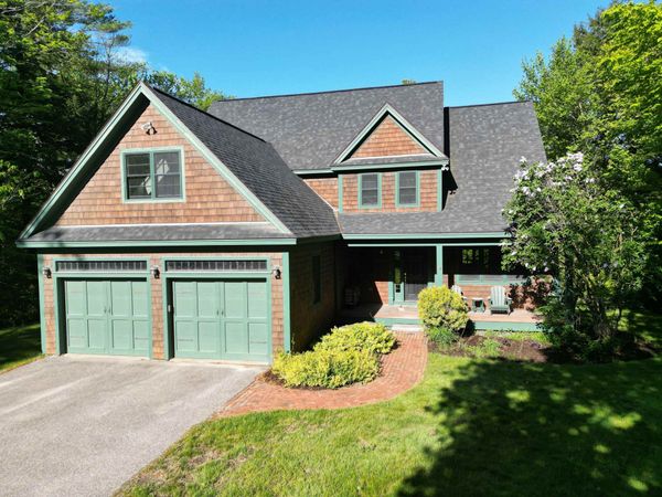 518 Old Main Street, New London, NH 03257