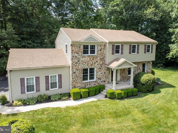 520 PECK ROAD , DOWNINGTOWN, PA 19335