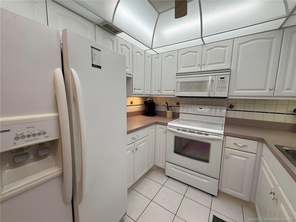 2600 SE Ocean Boulevard, Unit JJ18, Stuart, FL 34996 Photo