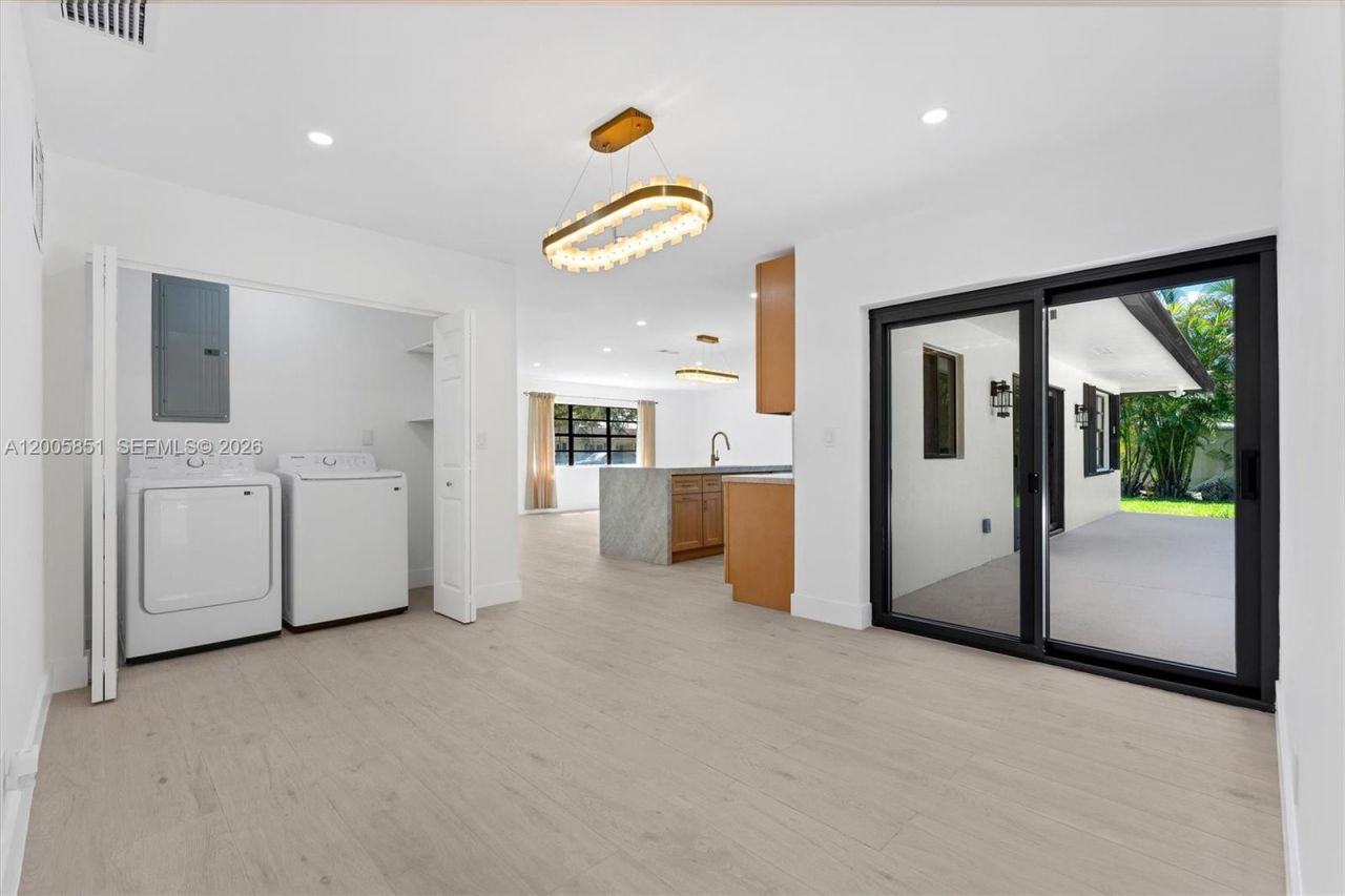 401 SW 63rd Ter, Plantation, FL 33317 Photo
