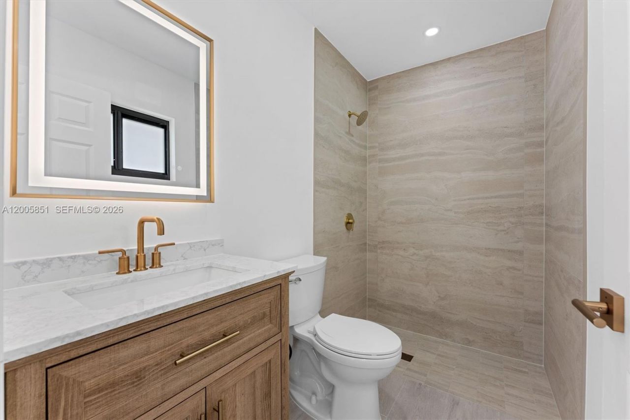 401 SW 63rd Ter, Plantation, FL 33317 Photo