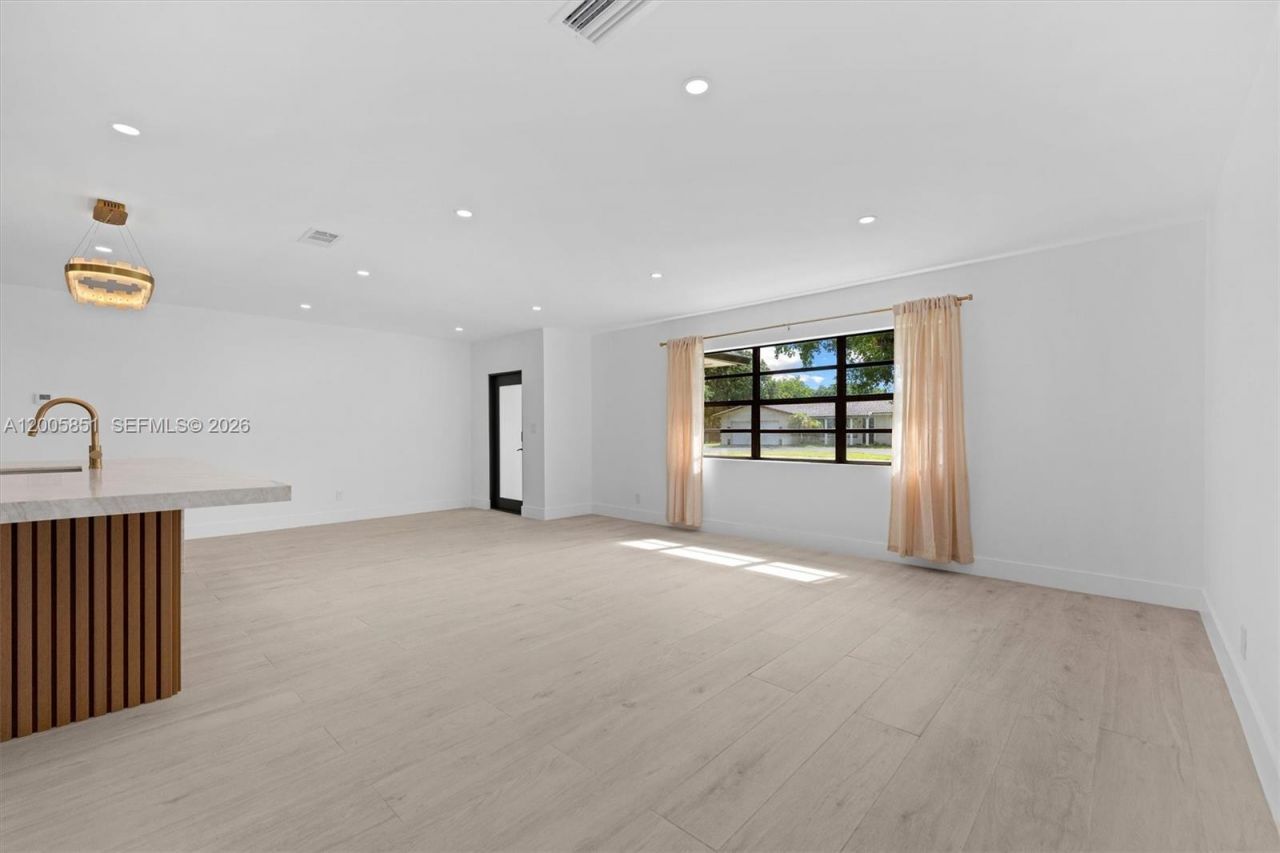401 SW 63rd Ter, Plantation, FL 33317 Photo