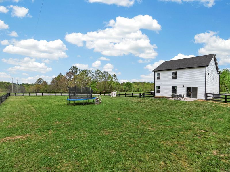 570 Claiborne Drive, Dry Ridge, KY 41035 Photo 2