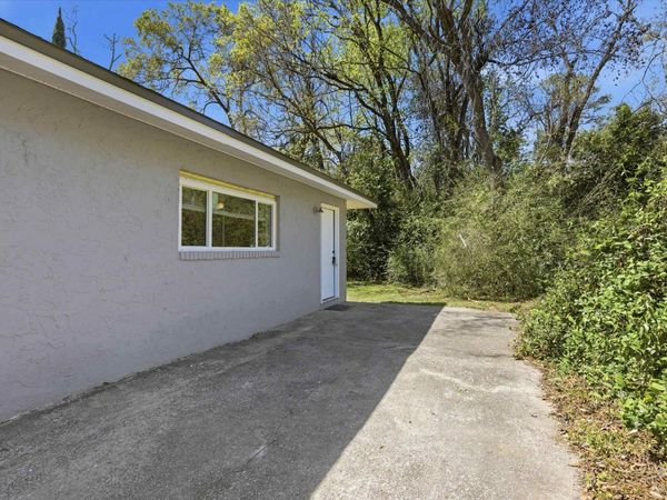 1322 California Street , Tallahassee, FL 32304