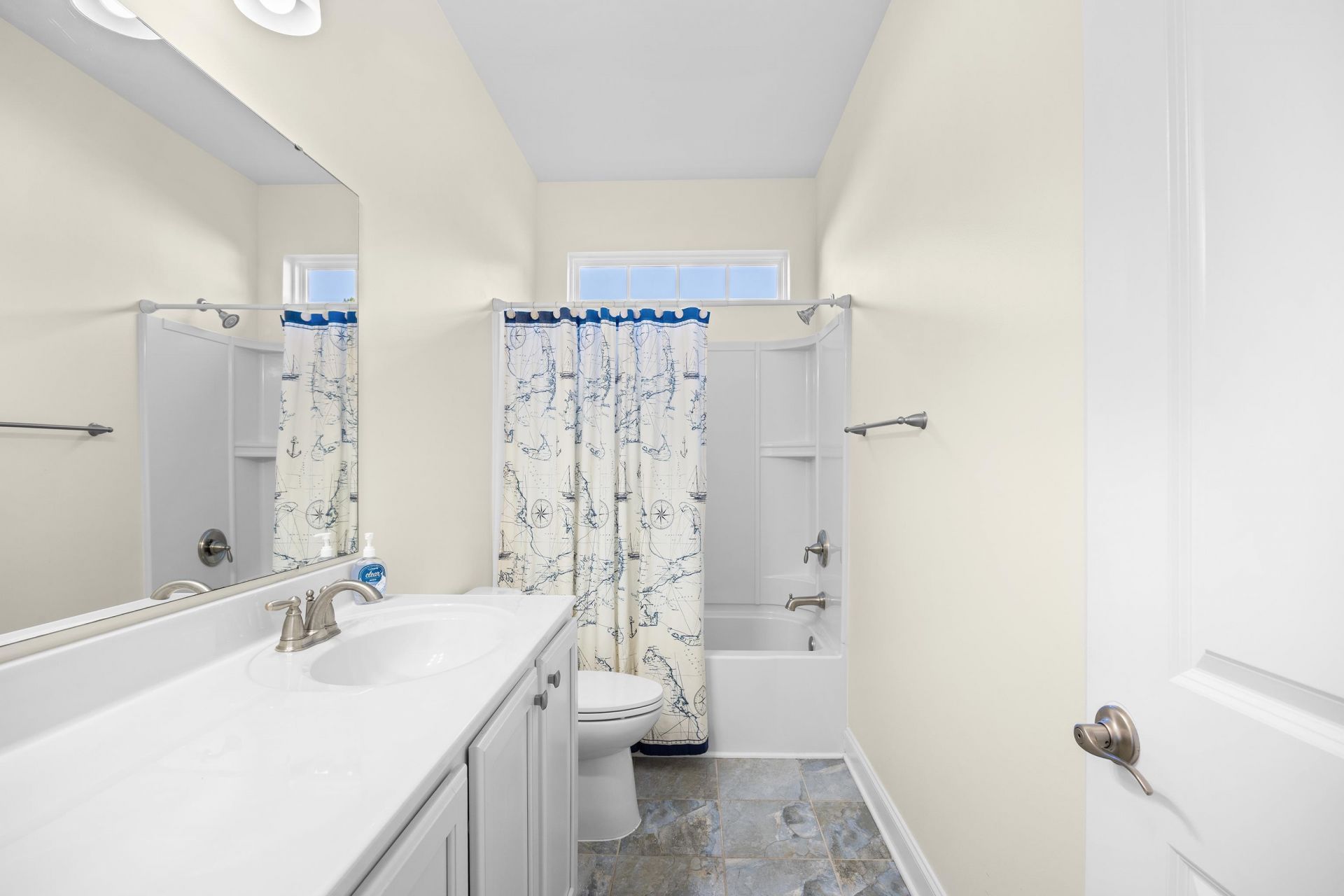 864 Callant Dr. Photo 15