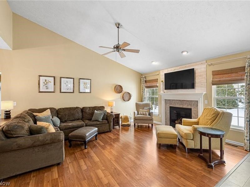 1671 Pine Drive, Avon, OH 44011 Photo 4