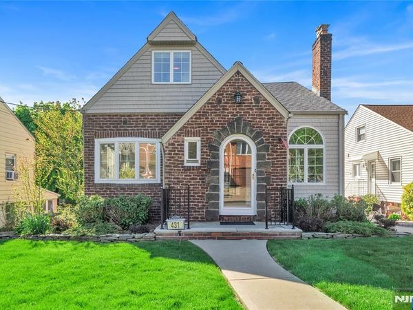 431 Van Renssalaer Court, RIDGEFIELD, NJ 07657