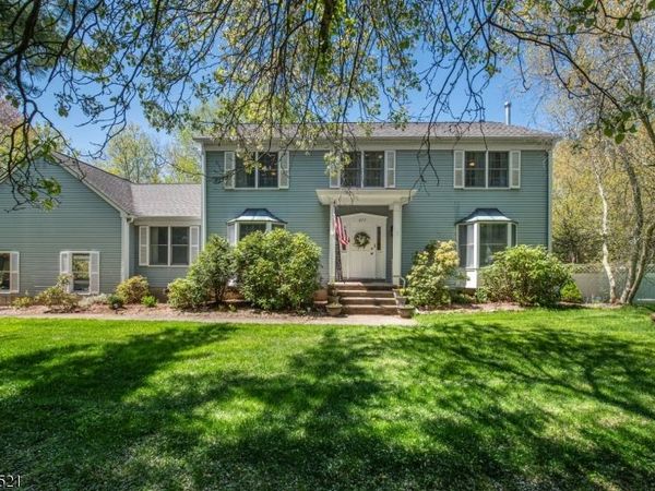 277 Long Meadow Rd, Kinnelon, NJ 07405