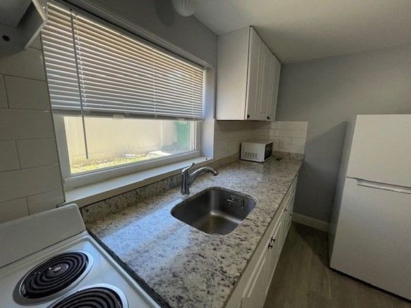 80 Sea St, Unit 2, Weymouth, MA 02191