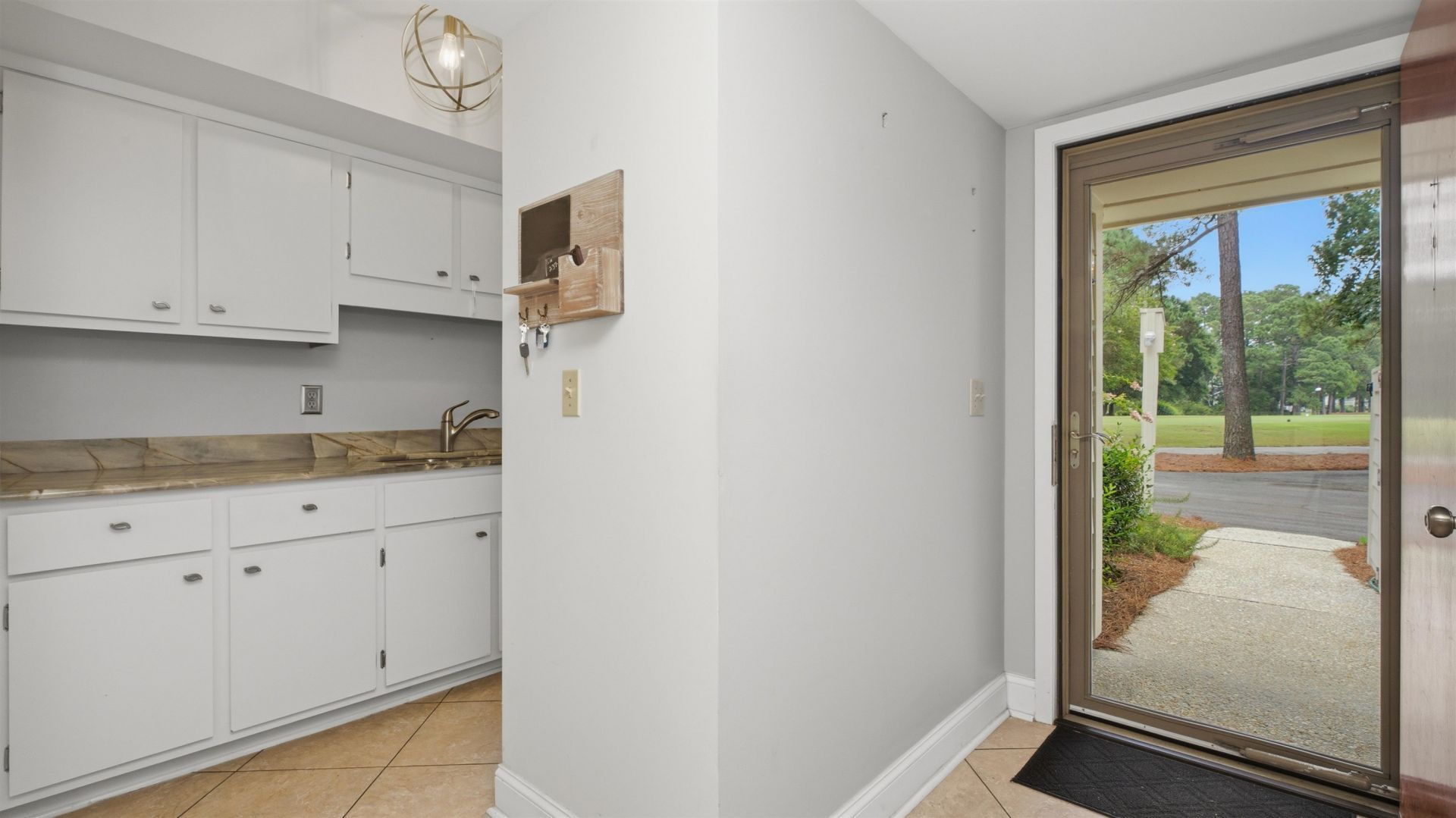 314 Tall Pines Way Photo 10