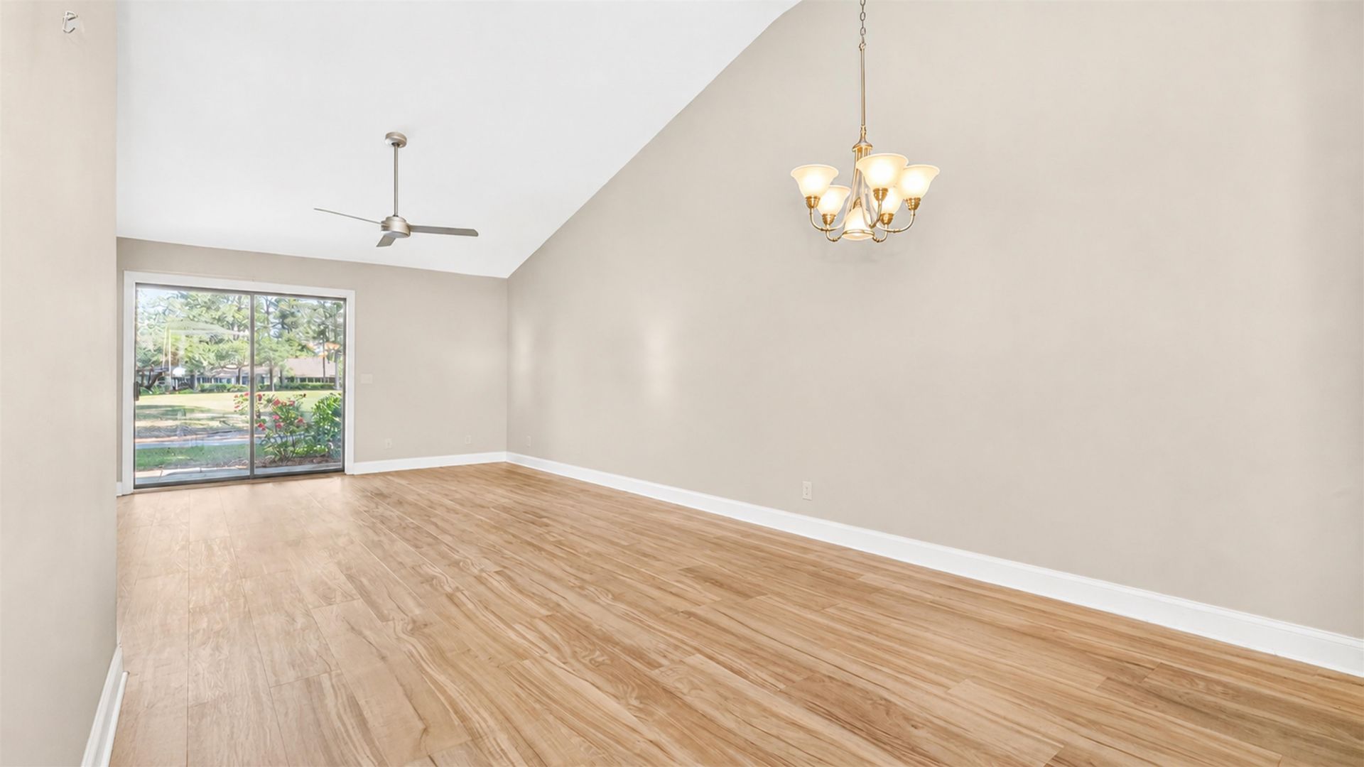314 Tall Pines Way Photo 15