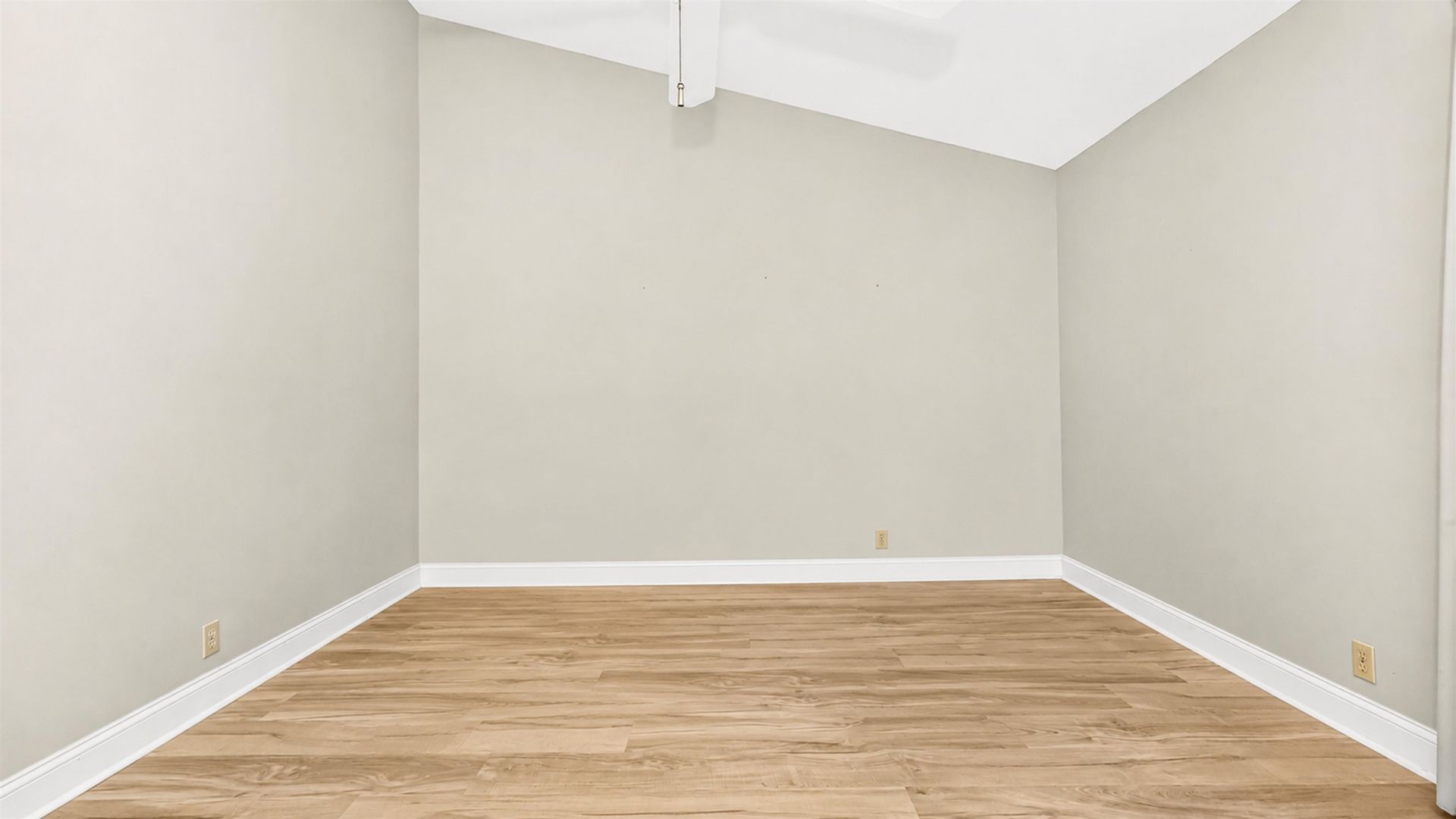 314 Tall Pines Way Photo 32