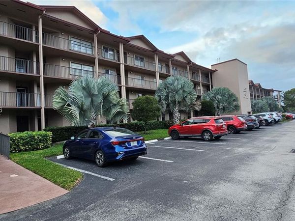 Unit 309C, Pembroke Pines, FL 33027