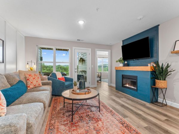 3008 N Vineyards Terrace , Unit 2, Branson, MO 65616