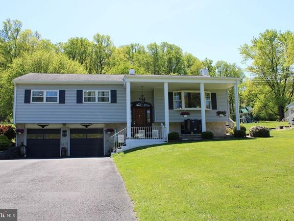 2616 FAUST ROAD , GILBERTSVILLE, PA 19525