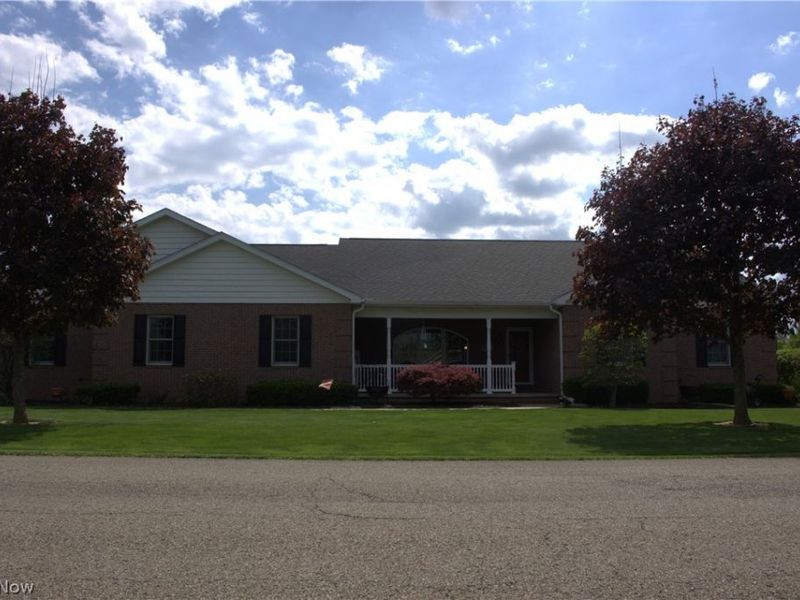 3660 Michelle Lane, Zanesville, OH 43701 Photo 1