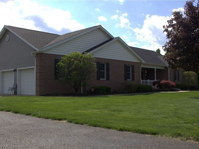 3660 Michelle Lane, Zanesville, OH 43701 Photo 2