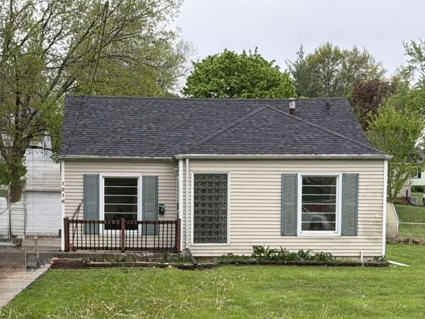 1216 Creston Avenue, Des Moines, IA 50315