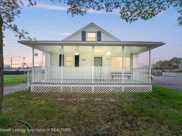 315 Hungerford Street, Lansing, MI 48917