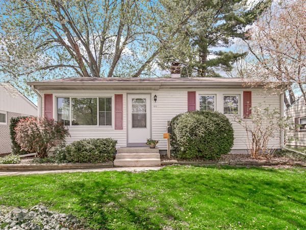 410 S 12th Street , Chesterton, IN 46304