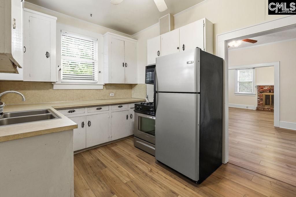 3838 Wellesley Drive  Photo 12