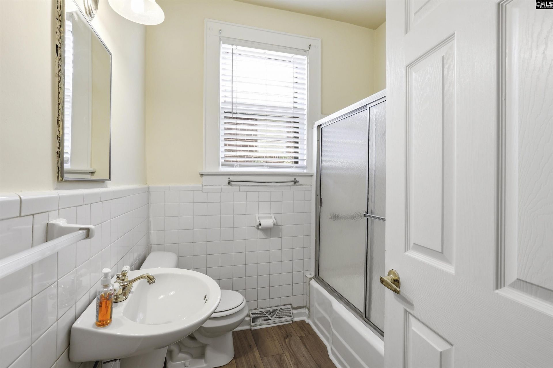 3838 Wellesley Drive  Photo 16