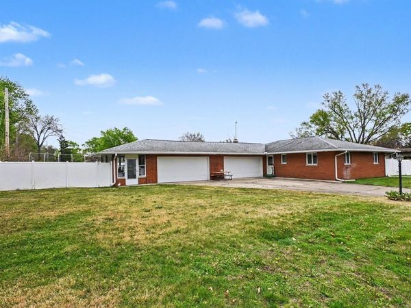 53050 Crestview Drive, South Bend, IN 46635