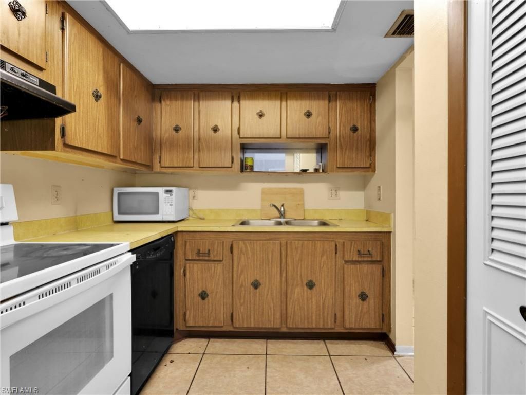 3704 Broadway , Unit 217, Fort Myers, FL 33901 Photo